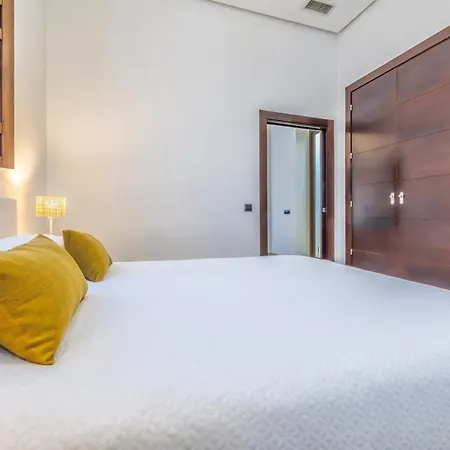 Palacio De Viana & Centro Apartment